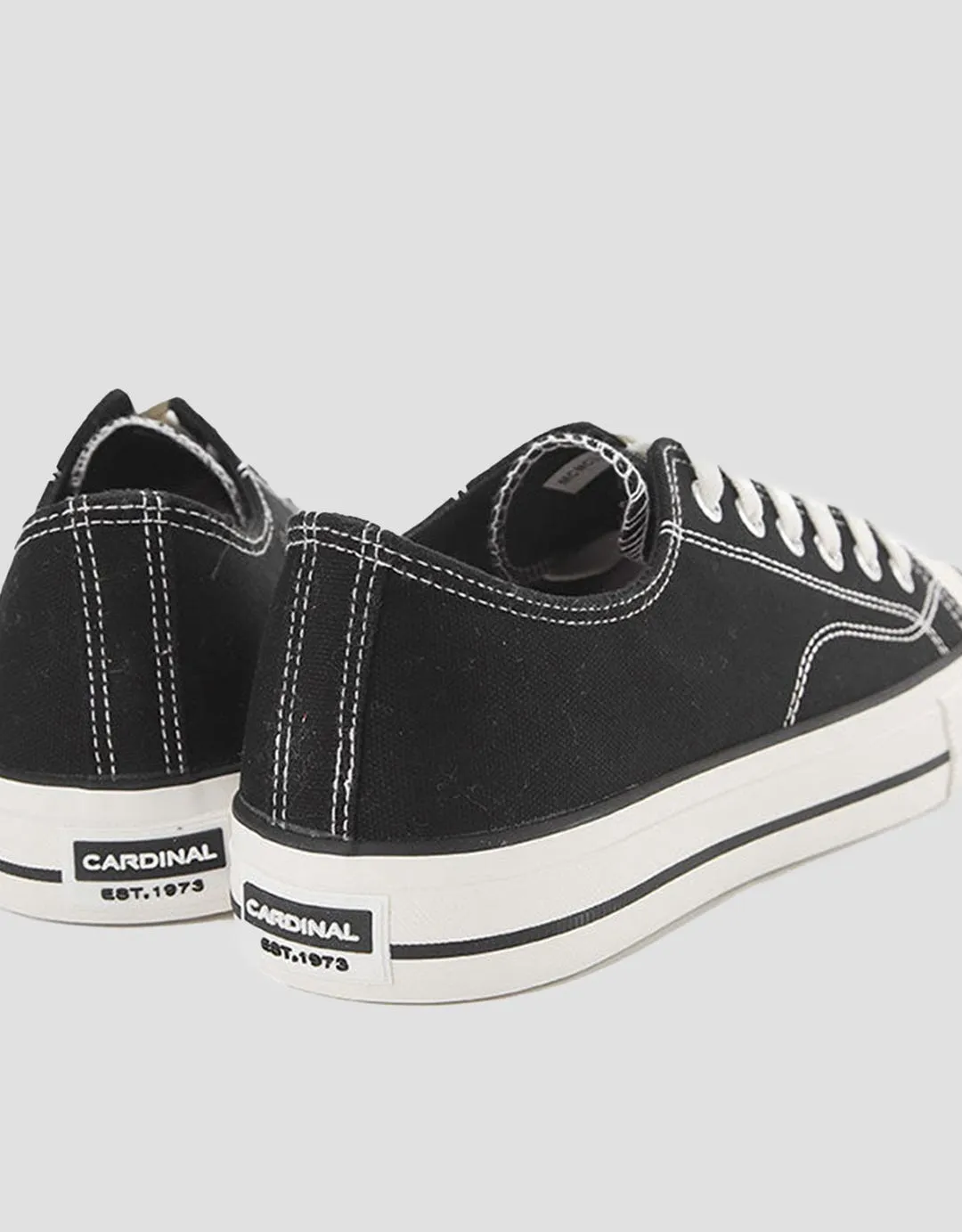 Cardinal Basic Sneakers Casual Pria