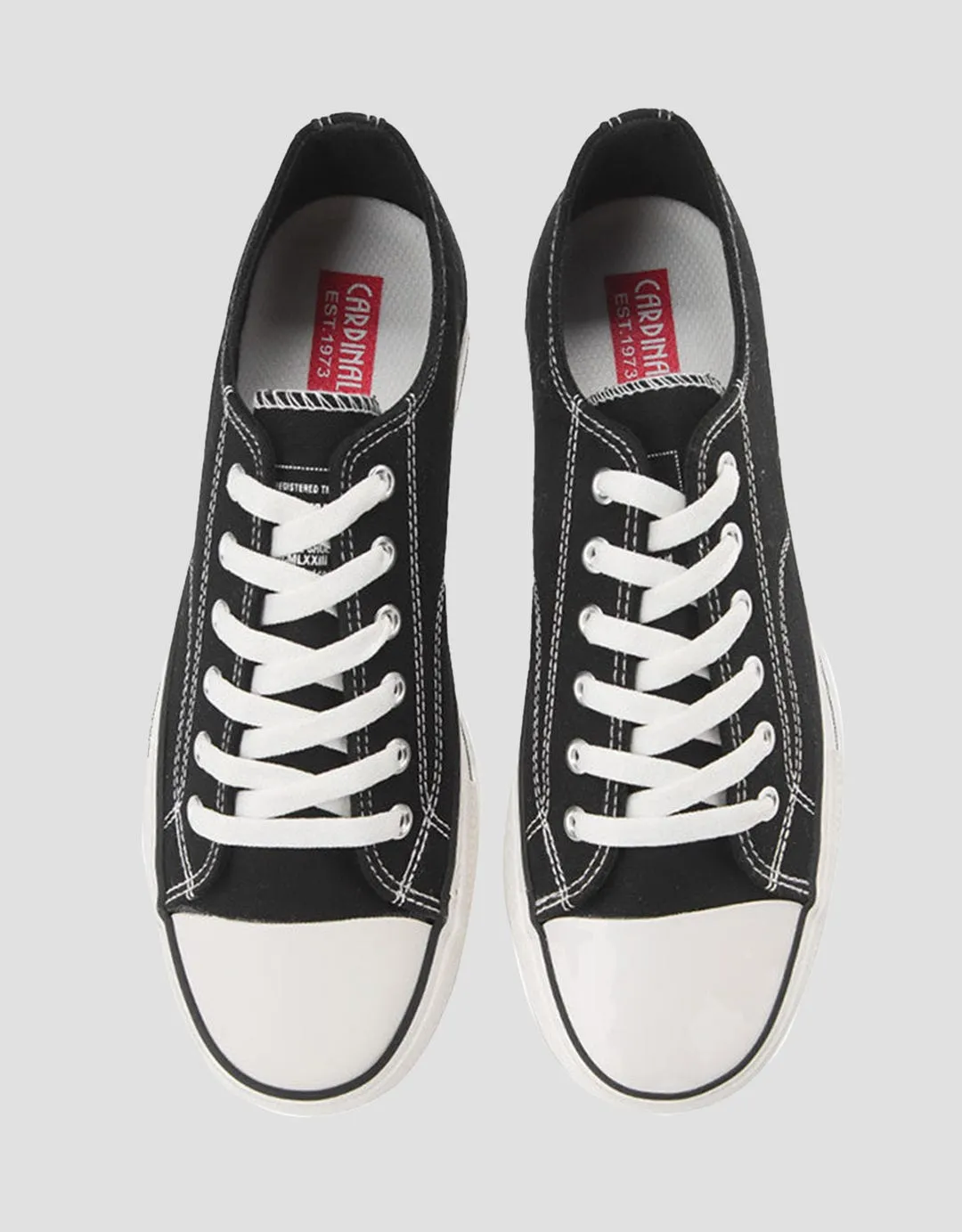 Cardinal Basic Sneakers Casual Pria