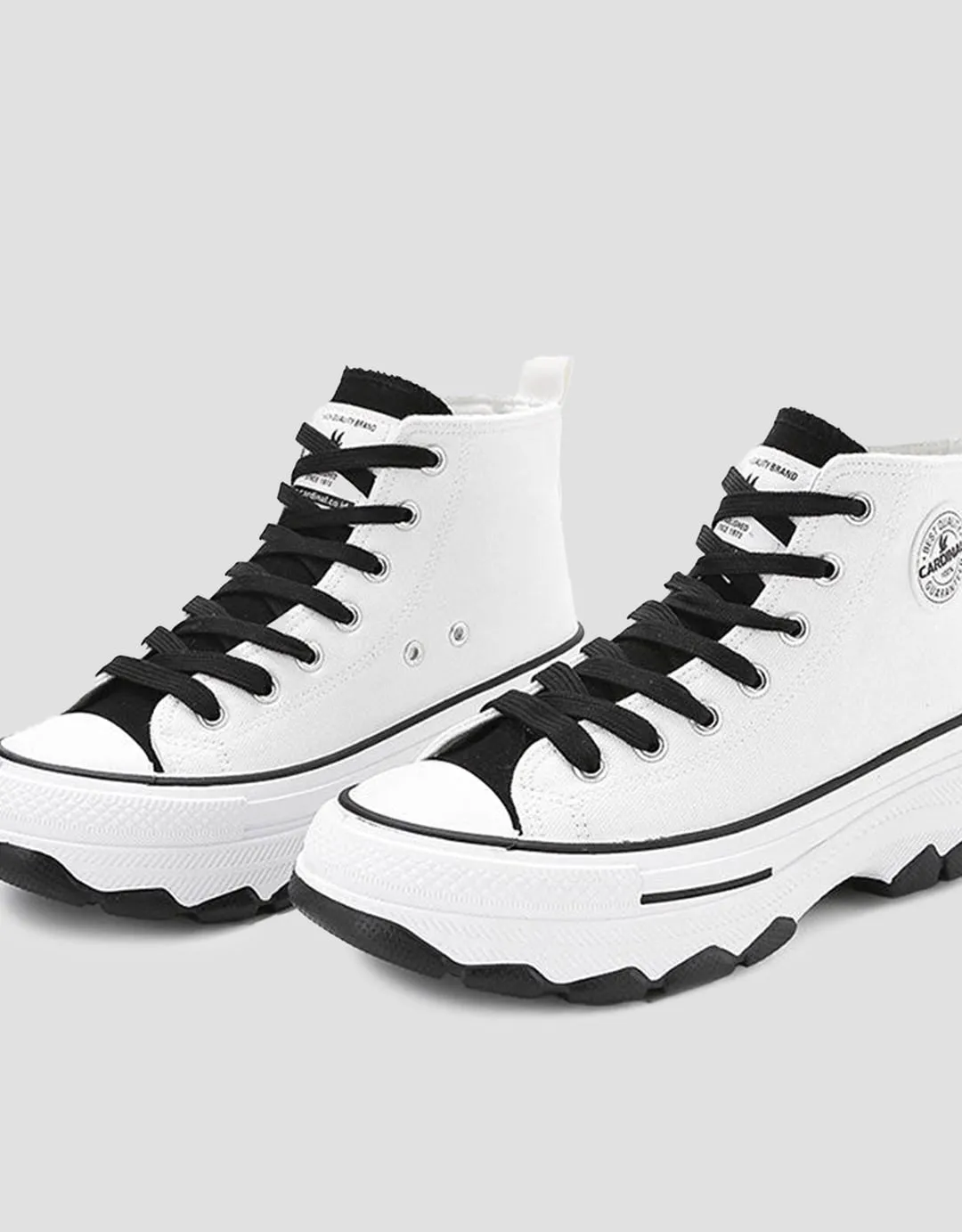 Cardinal Thick Sole Sneakers Wanita
