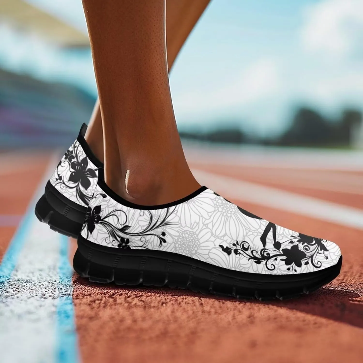 Casual Slip On Walking Shoes for Women Lady Breathbale Mesh Sport Shoes Light Weight Road Running Shoes Comfort Footwear for Travel