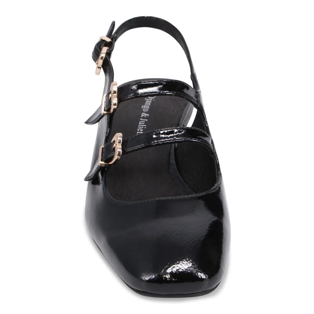 CLOSED TOE SANDAL WITH BUCKLE STRAPS