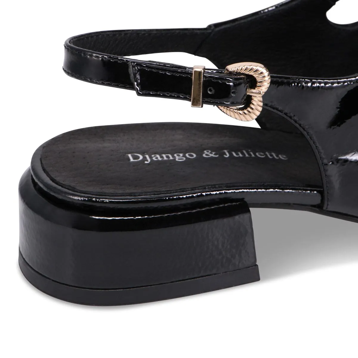 CLOSED TOE SANDAL WITH BUCKLE STRAPS