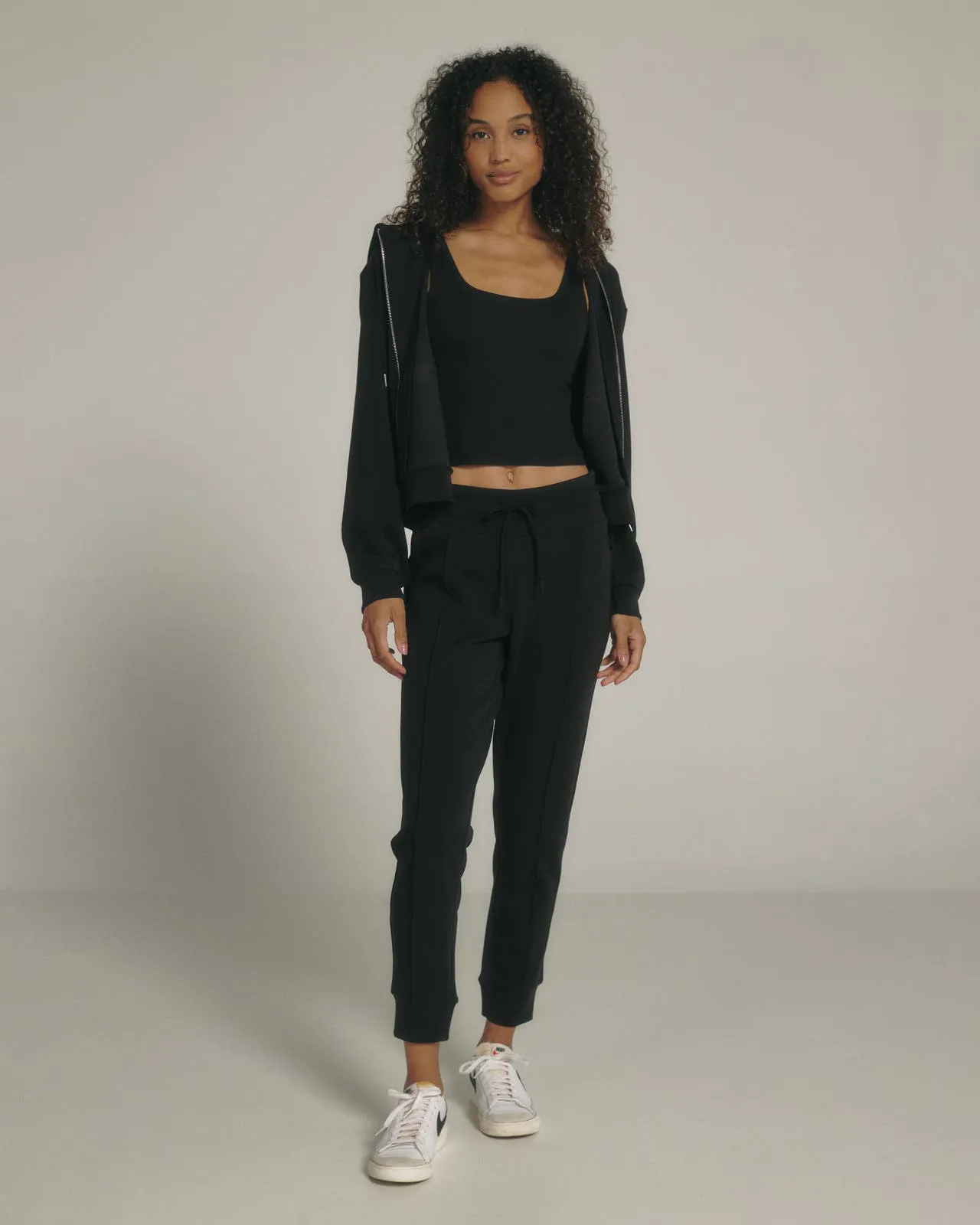 Ladies REV Slim Fit Jogger -Black