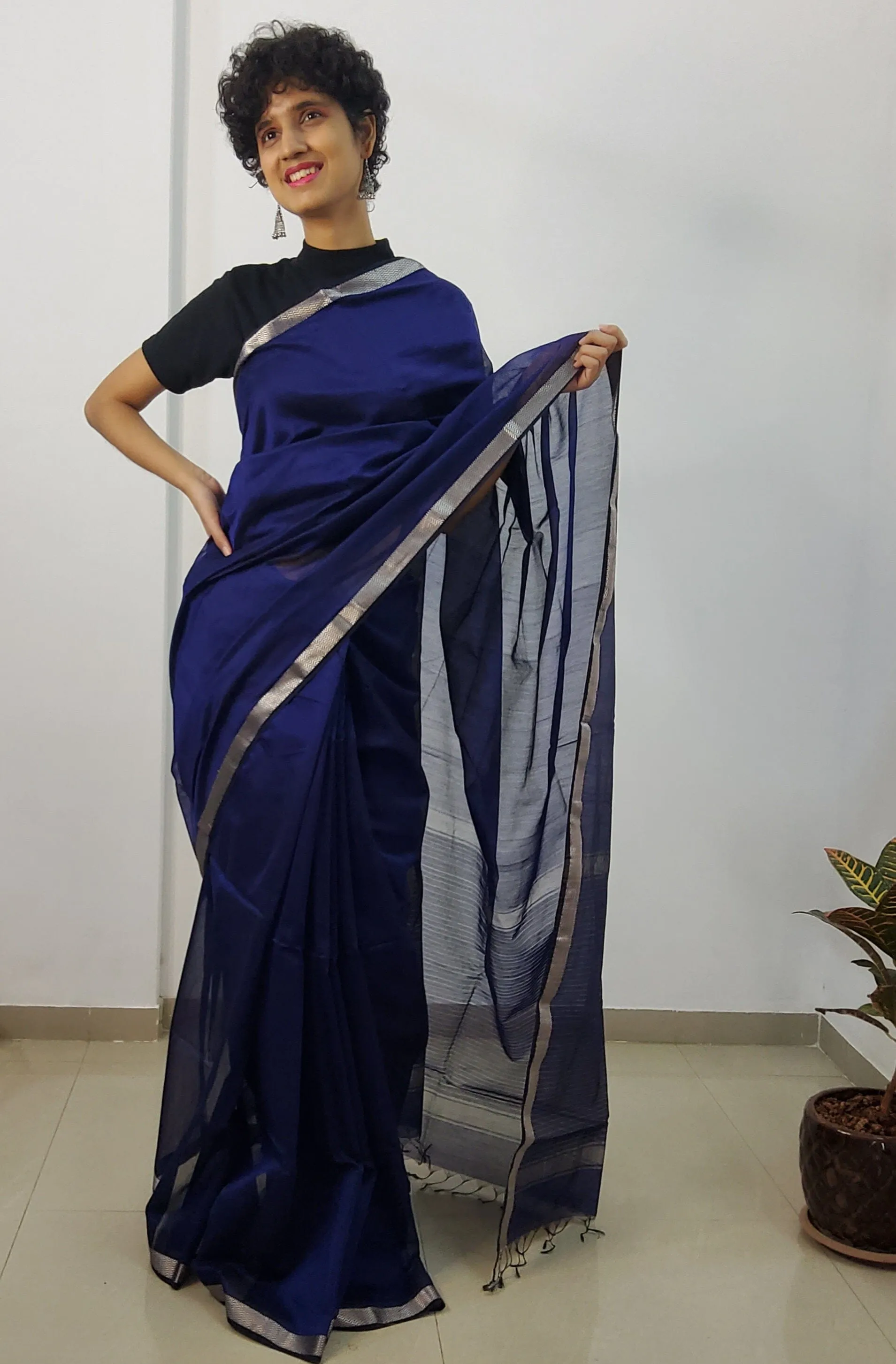 Maheshwari Handloom Silk Cotton Saree with Silver Border