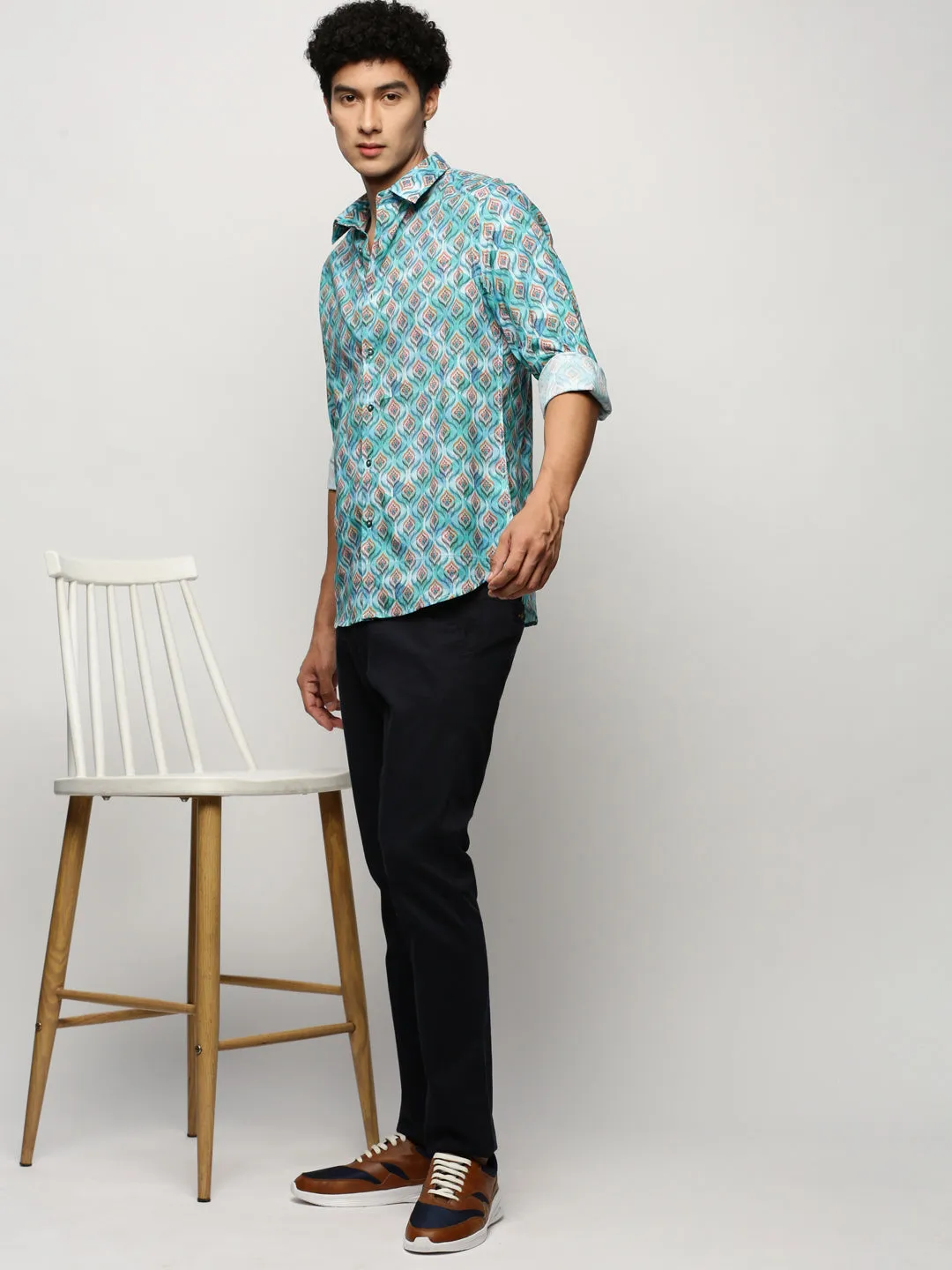 Men Turquoise Blue Smart Floral Printed Slim Fit Cotton Casual Shirt