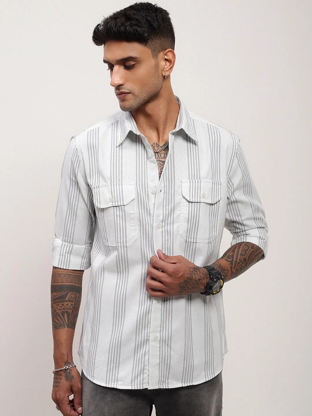 Men White Comfort Slim Fit Spread Collar Vertical Striped Cotton Casual Shirt