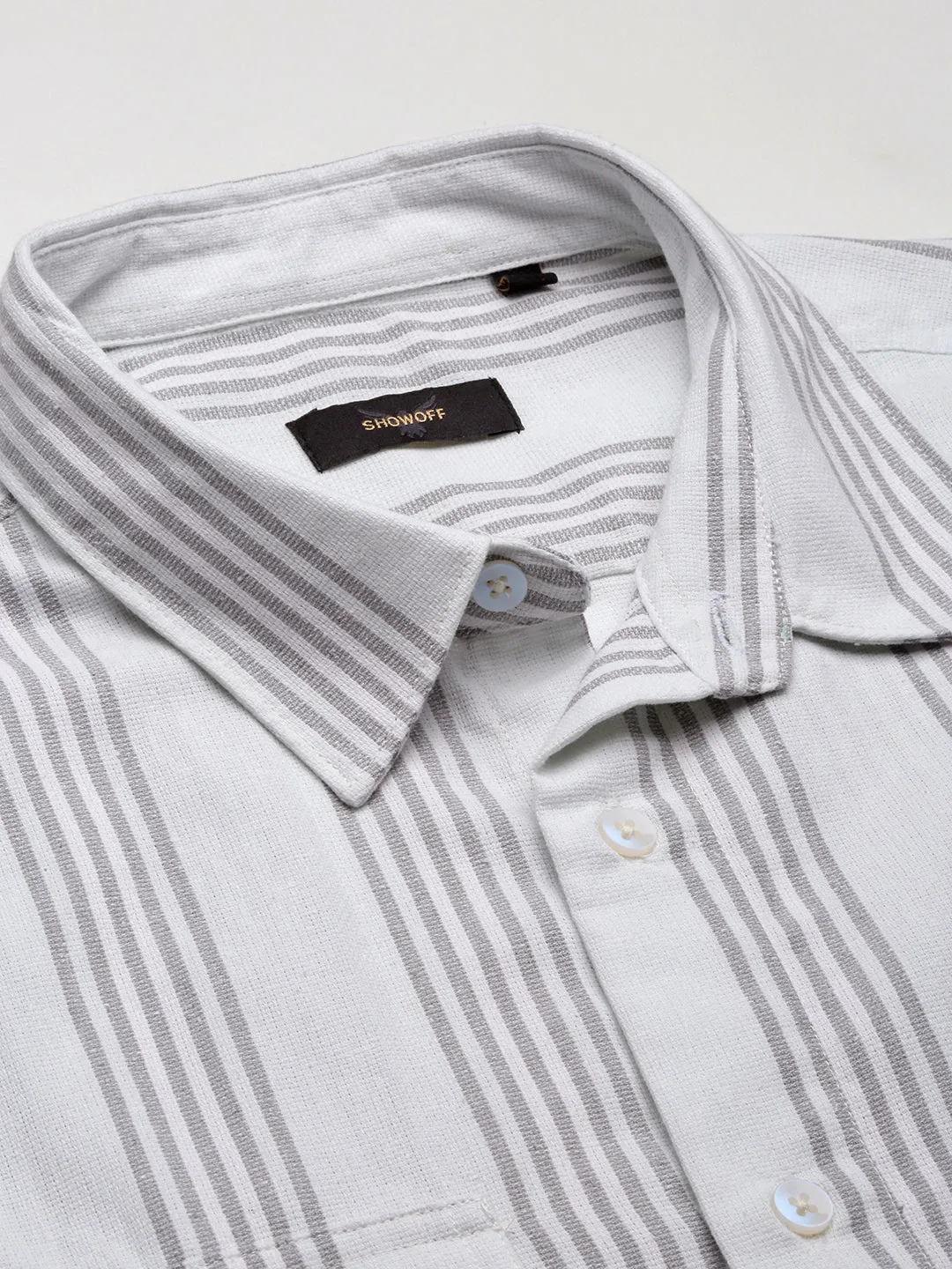 Men White Comfort Slim Fit Spread Collar Vertical Striped Cotton Casual Shirt