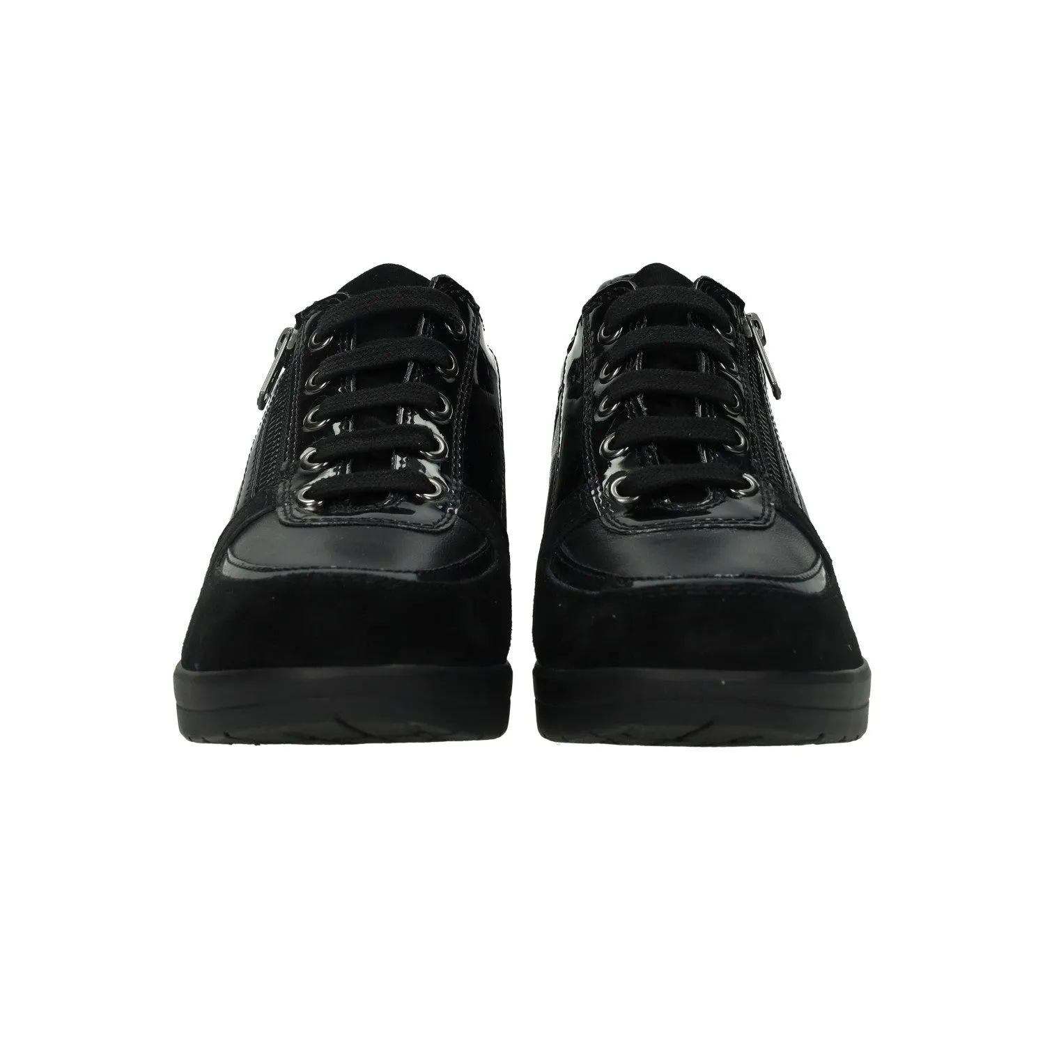 Sneakers con mini zeppa. Tacco alto 4 cm. Tata soft