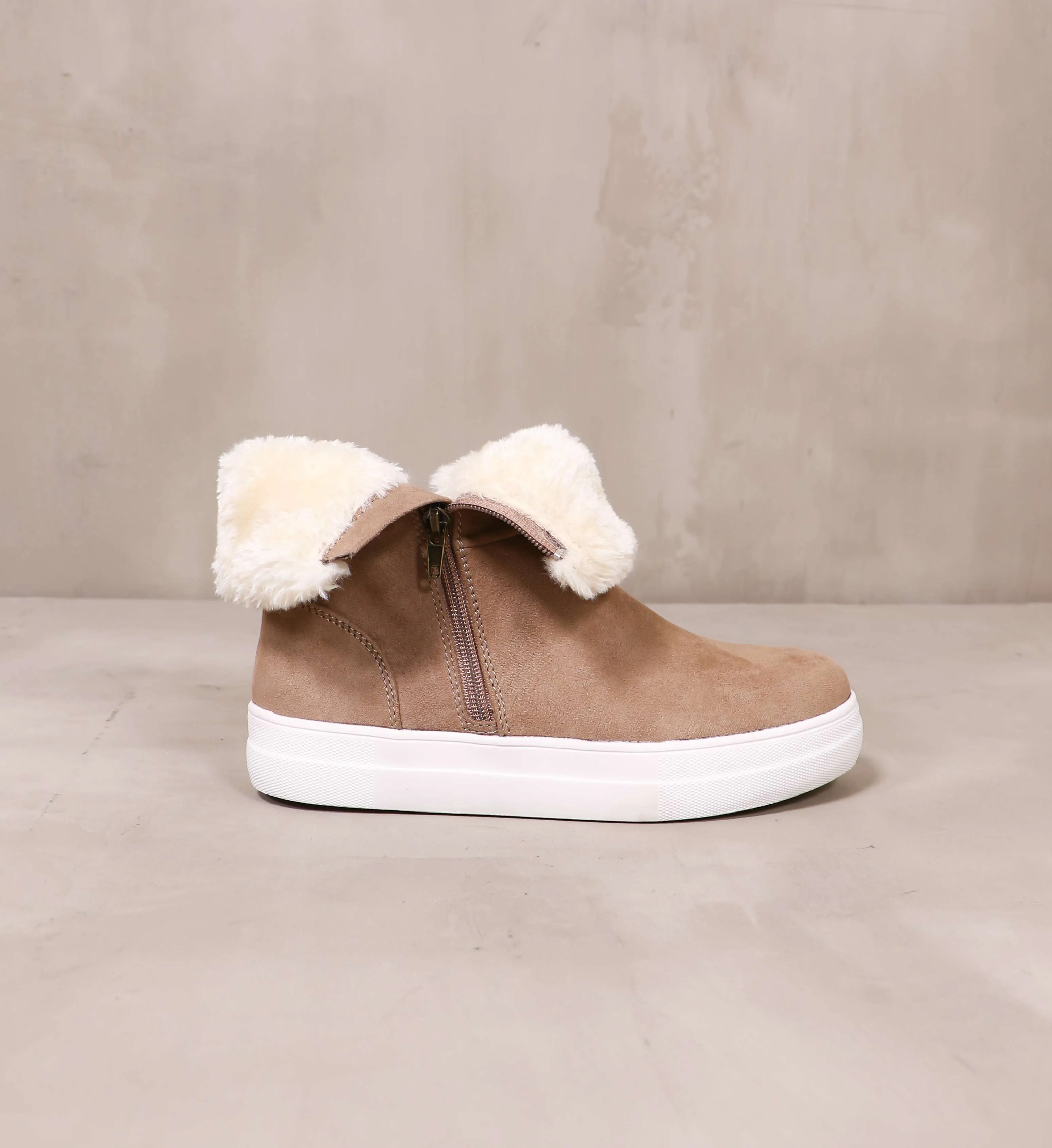 TAKE IT OUTSIDE CONVERTIBLE SNEAKER