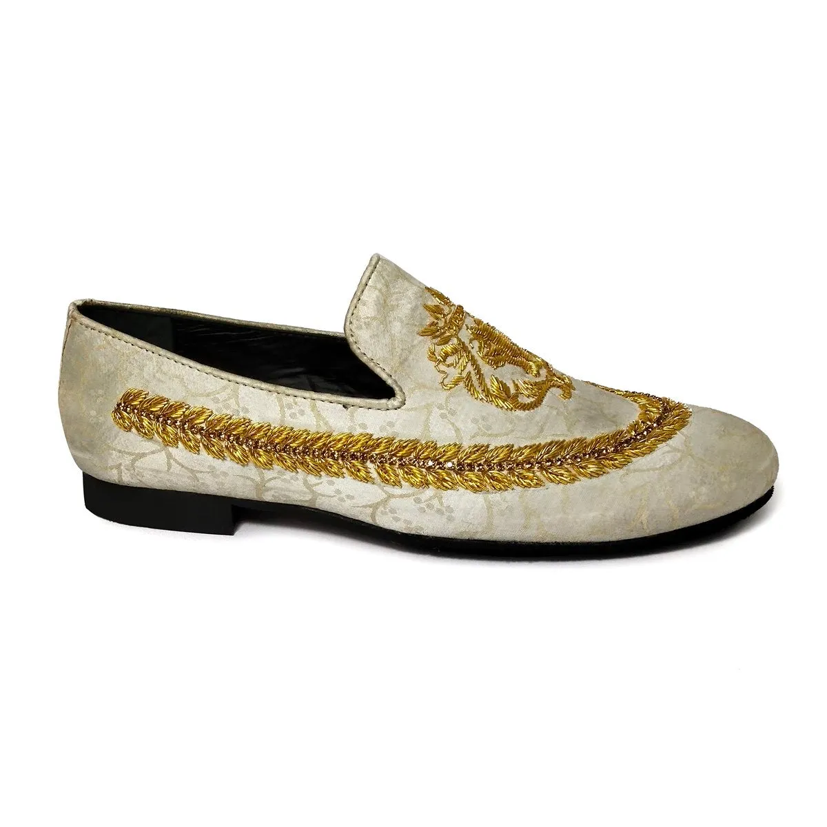 Zardosi Lion Dove Slip-on with Stem Design By Brune & Bareskin