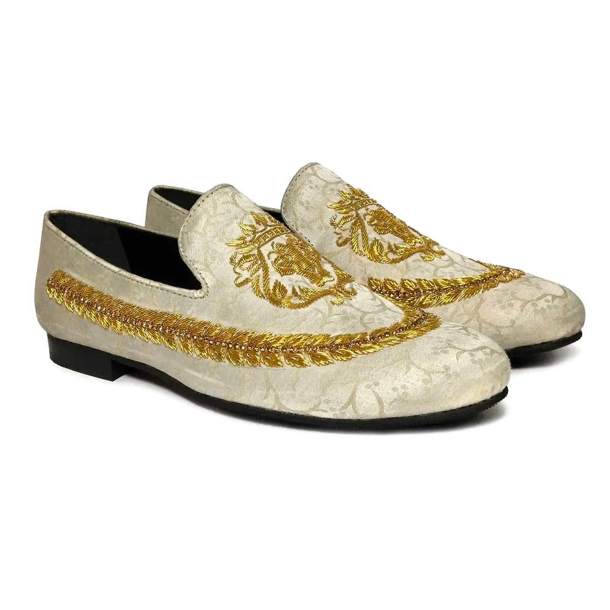Zardosi Lion Dove Slip-on with Stem Design By Brune & Bareskin